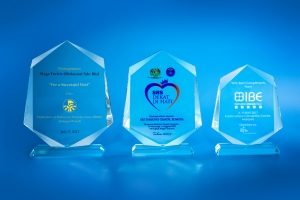 Crystal Plaque D5053A/B/C