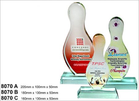 Colour Crystal Bowling Award 8070