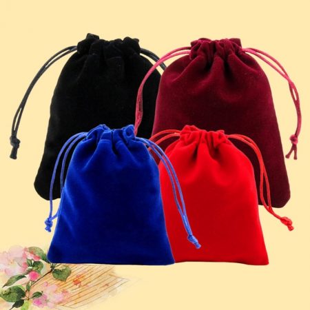 Goody Velvet Pouch