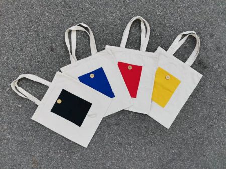 8oz Canvas Foldable Bag With Wooden Button