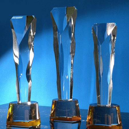 Crystal Trophy Momento - 8139