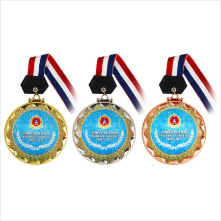 Crystal Hanging Medal - 5028