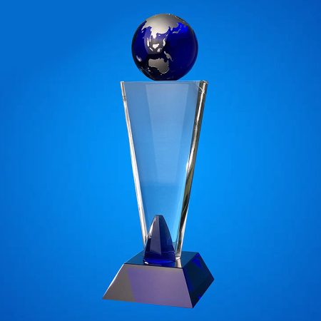 Crystal Trophy Momento - 0239