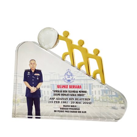 Colour Crystal Award - 8357
